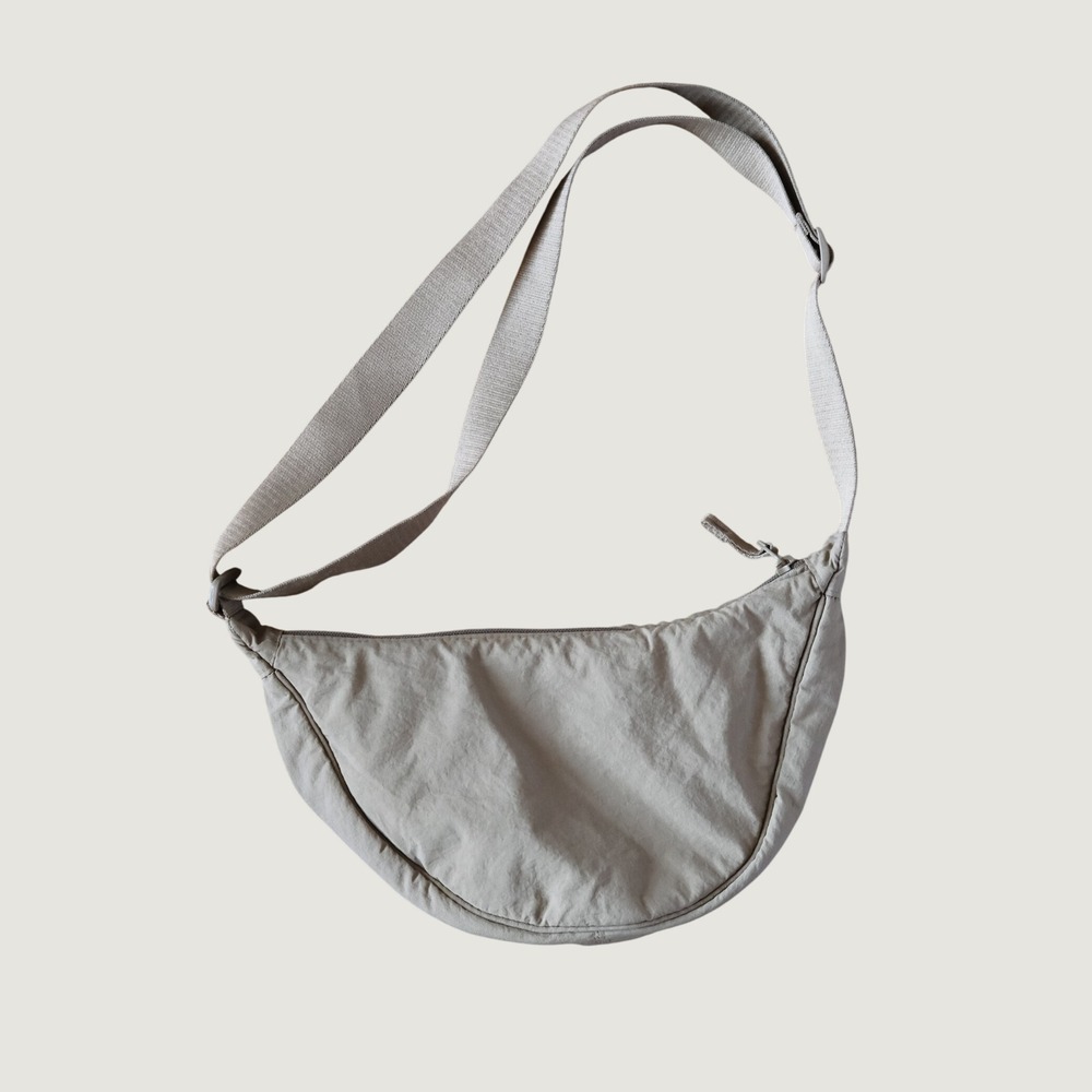 UNIQLO Round Ultra Mini Bag Unisex Beige Nylon Crossbody Shoulder Bag  OS